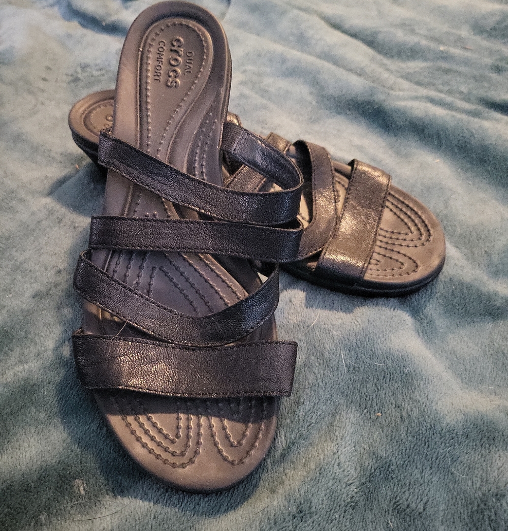 CROCS Women’s Black Multi-Strap Slide Sandal